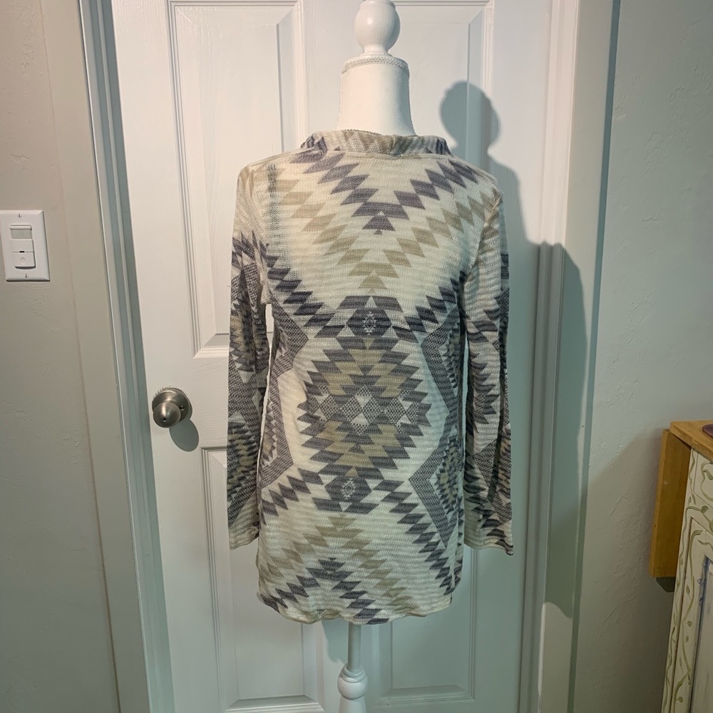 Open front sweater - Picture 2 of 3